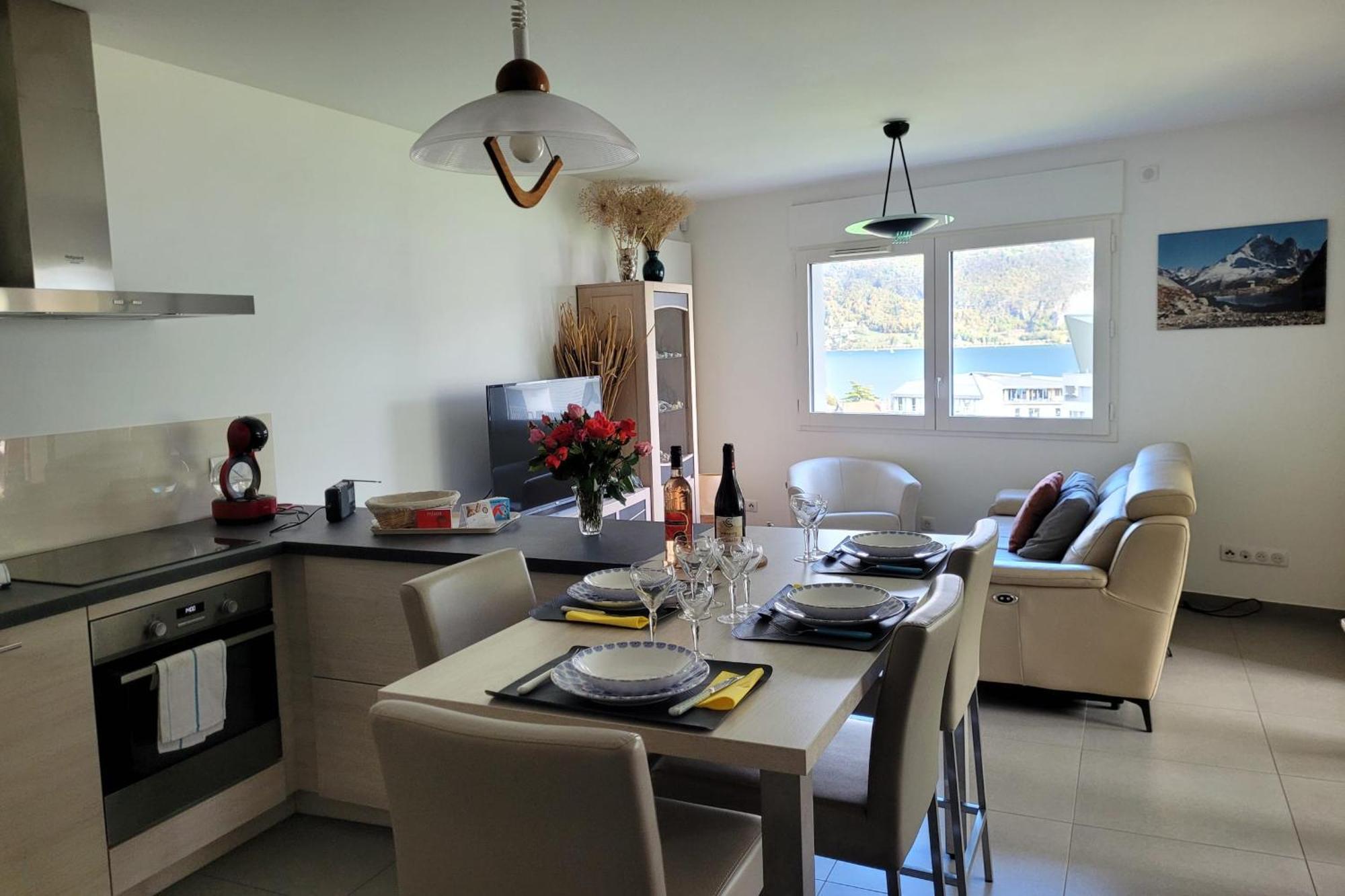 Le Tableau du Lac 507 - 2 bedrooms apartment with lake view terrace Annecy Extérieur photo
